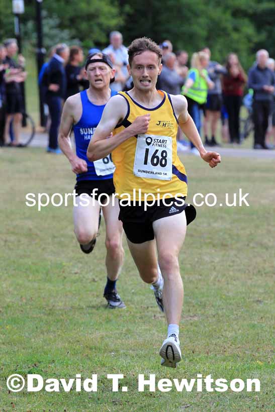 Mens 2022 Sunderland 5k Road Races, Silksworth, Sunderland, Thursday, july 21st, Photo: David T. Hewitson/Sports for All Pics